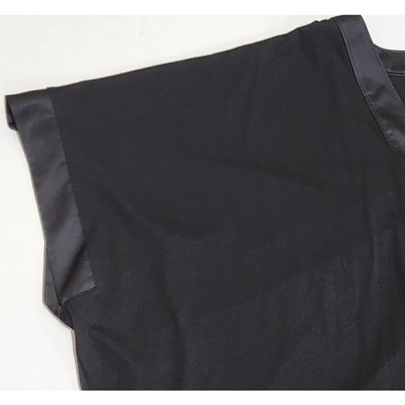 Natori Black Blouse Large Drop‎ Shoulder - Picture 3 of 7